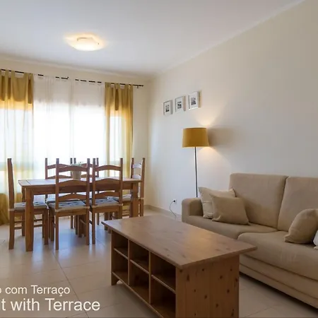 Akisol Tavira Targa 卡巴纳斯·德·塔维拉